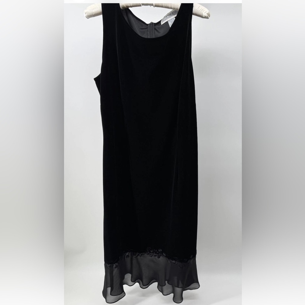 Vintage Jessica Howard Velver Black Dress Sz 16 Sleeveless Chiffon Hem Formal